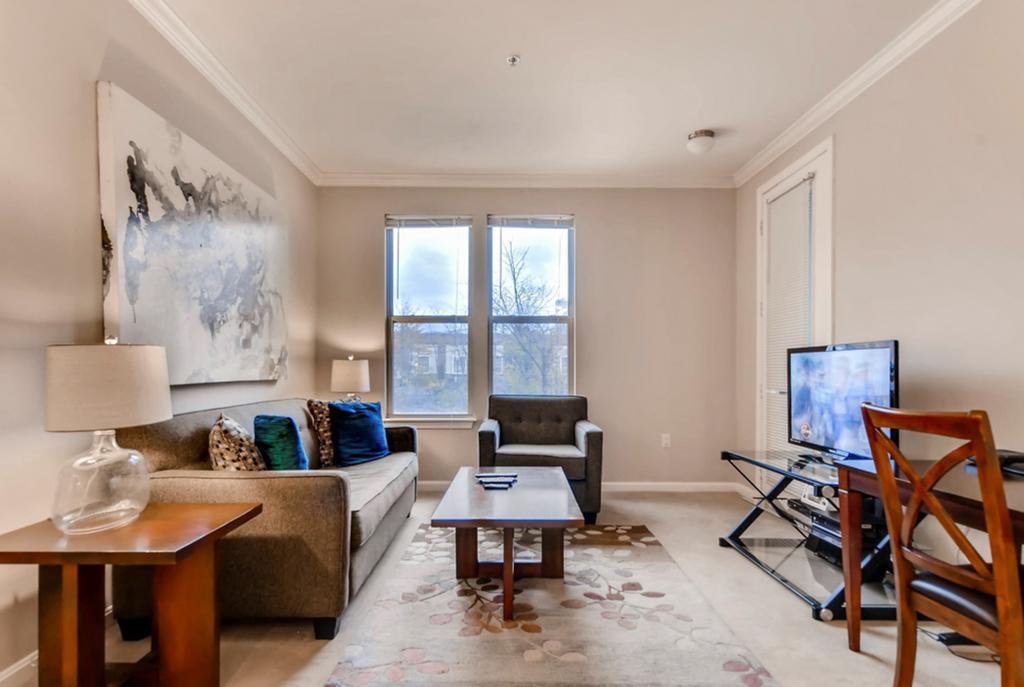 Bluebird Suites In Downtown Providence Buitenkant foto